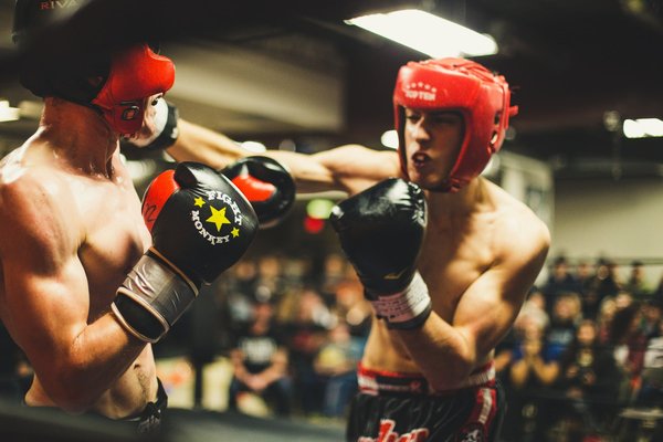 Quelle est la technique de respiration optimale pour augmenter l'endurance en boxe ?