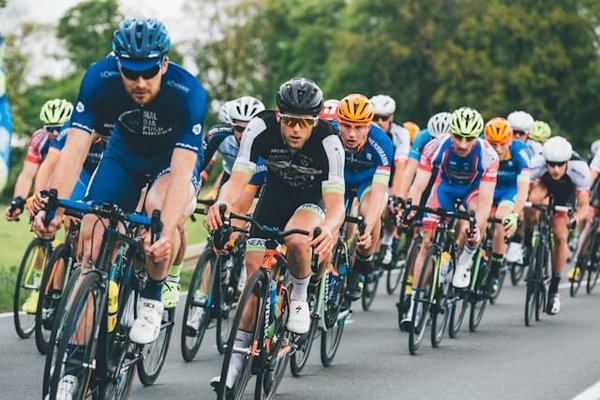 Le top des sports insolites à faire en pleine nature